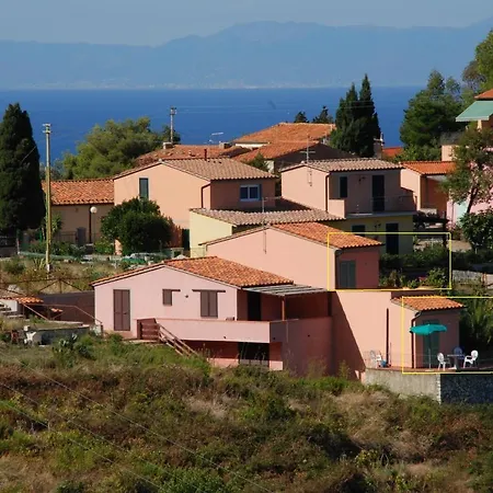 Borgo Patresi Mare La Guardia